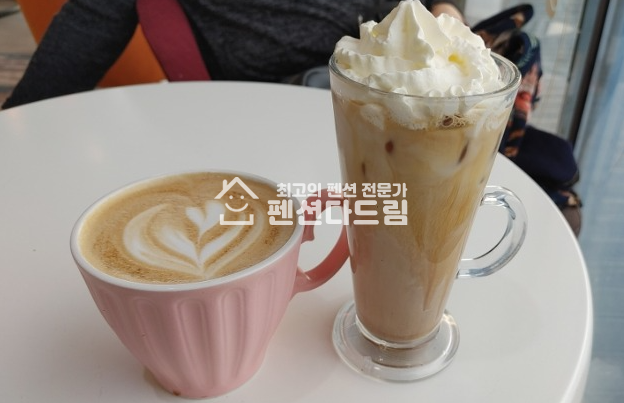 전남광주 여수시 화양면 이천리 제1동 여수풀빌라펜션+카페!!년매출4억!!! 매매 매물번호 11419 사진 3