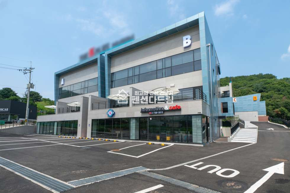 경기 광주시 도척면 도웅리 평균 연매출 8~10억대 4계절 내내 성수기!! 광주 리조트급 펜션 매매 매매 매물번호 11669 사진 1